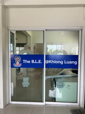 ป้ายติดกระจก